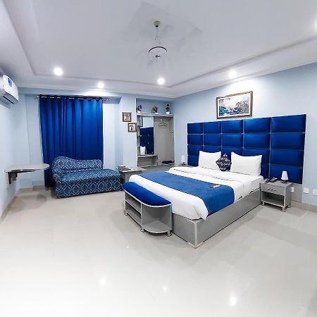 Hotel Crown Inn Multan Zewnętrze zdjęcie
