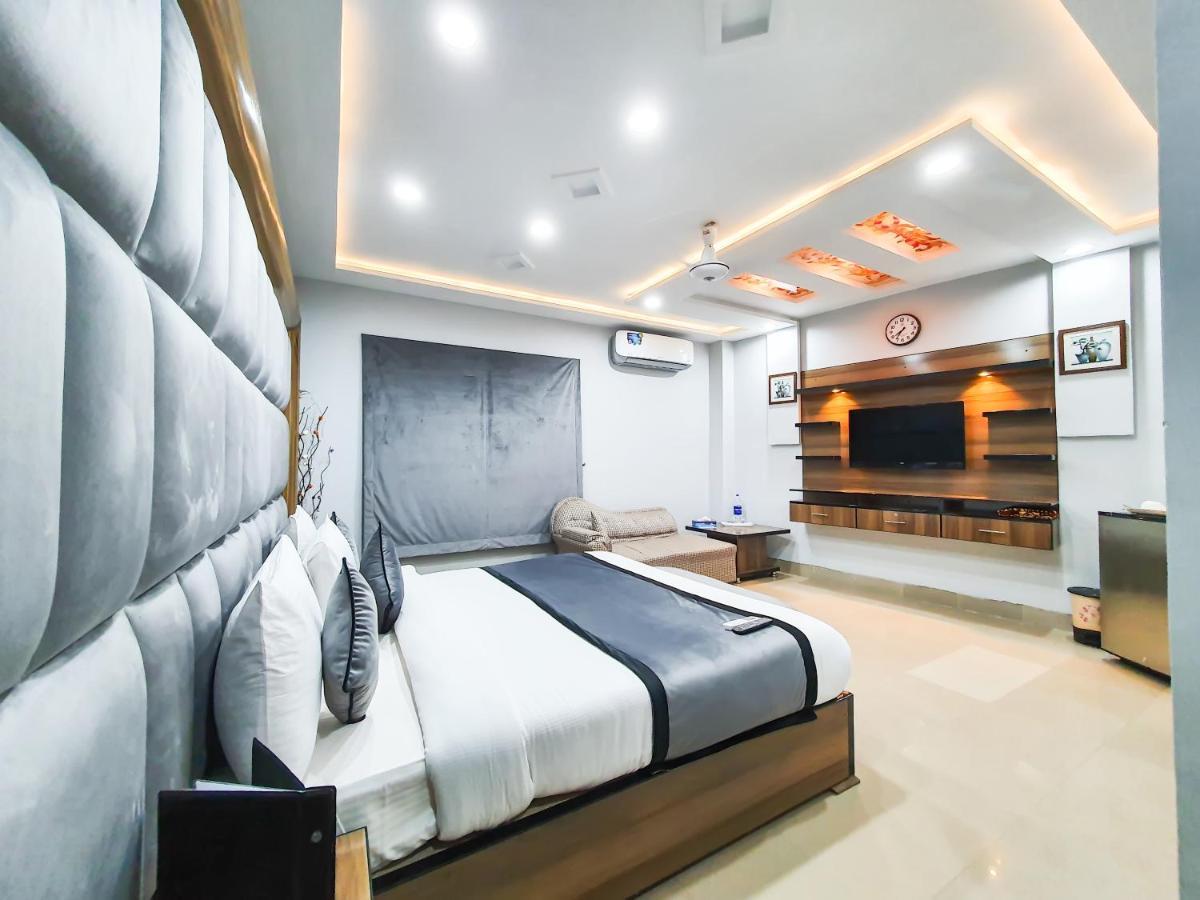 Hotel Crown Inn Multan Zewnętrze zdjęcie